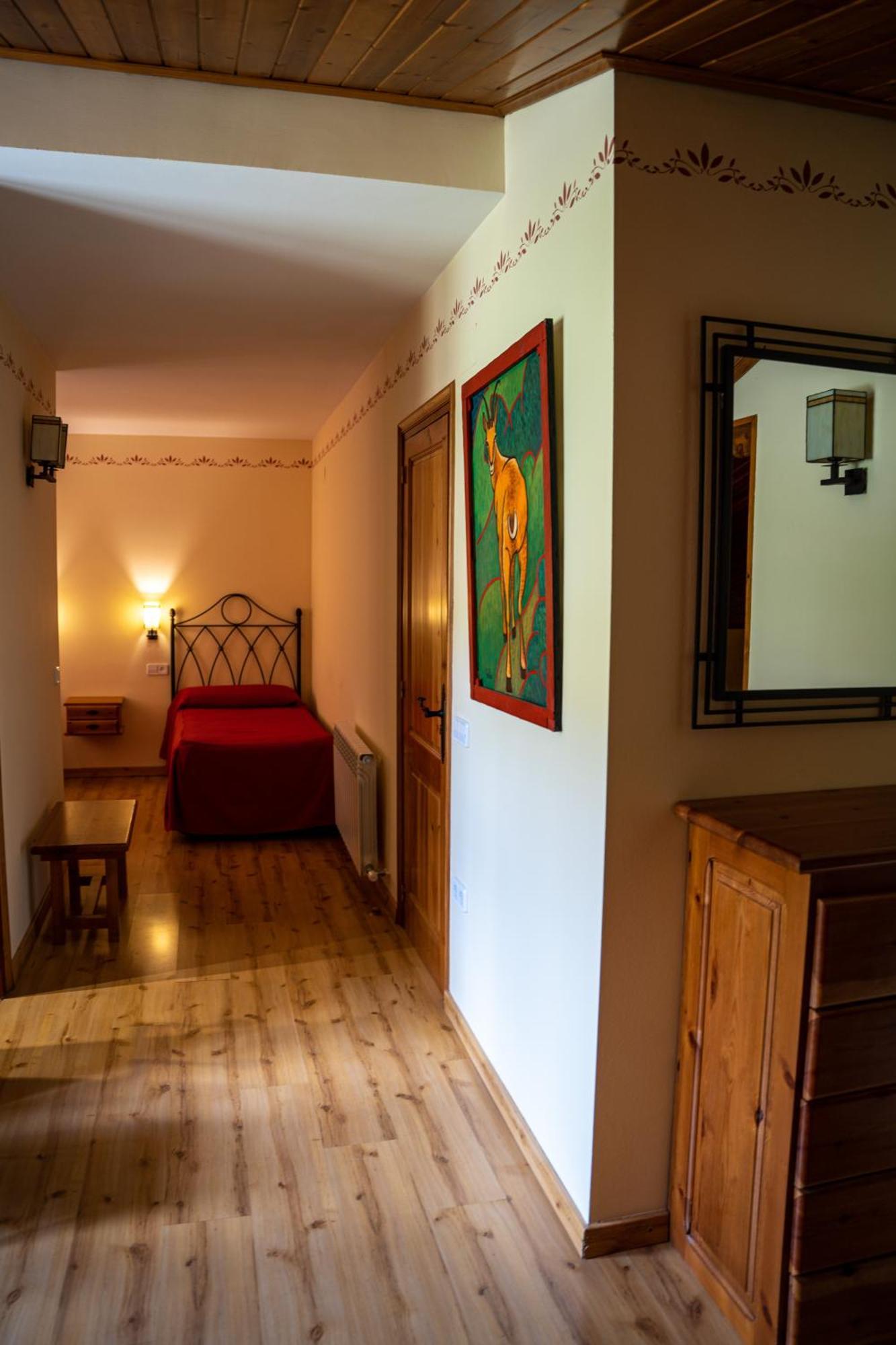 Hostal Cal Francisco Gósol Eksteriør billede
