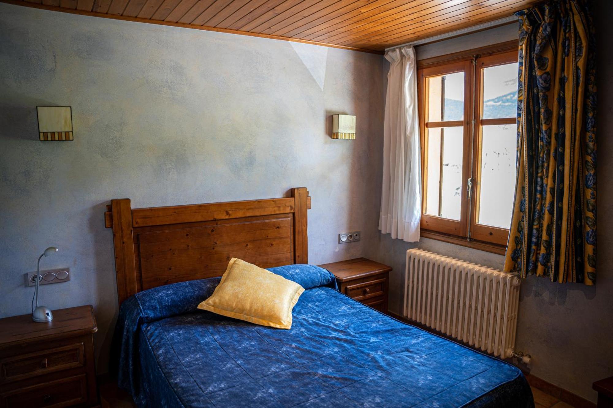 Hostal Cal Francisco Gósol Eksteriør billede