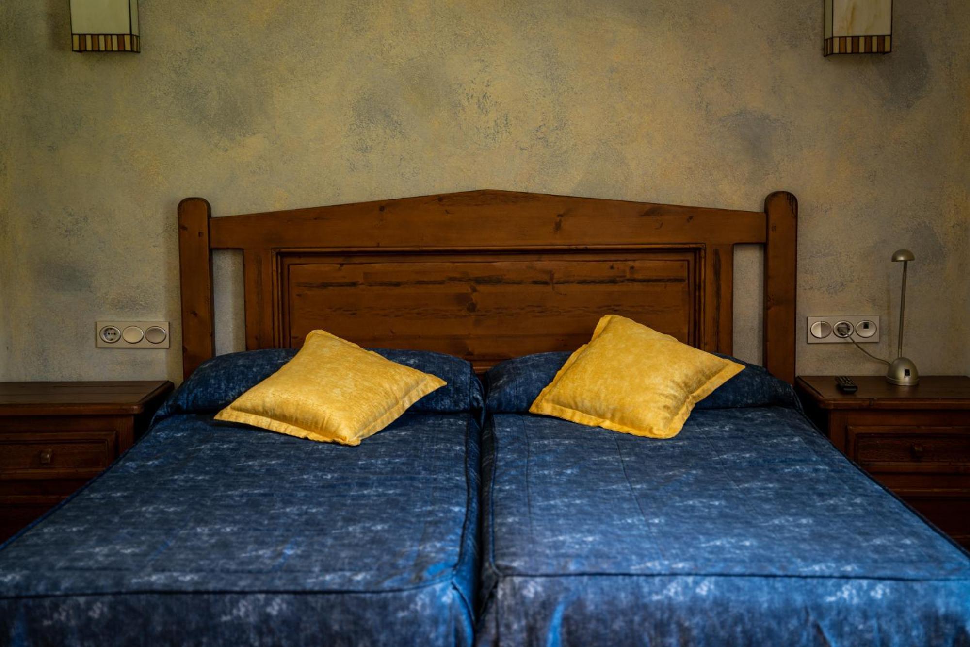 Hostal Cal Francisco Gósol Eksteriør billede