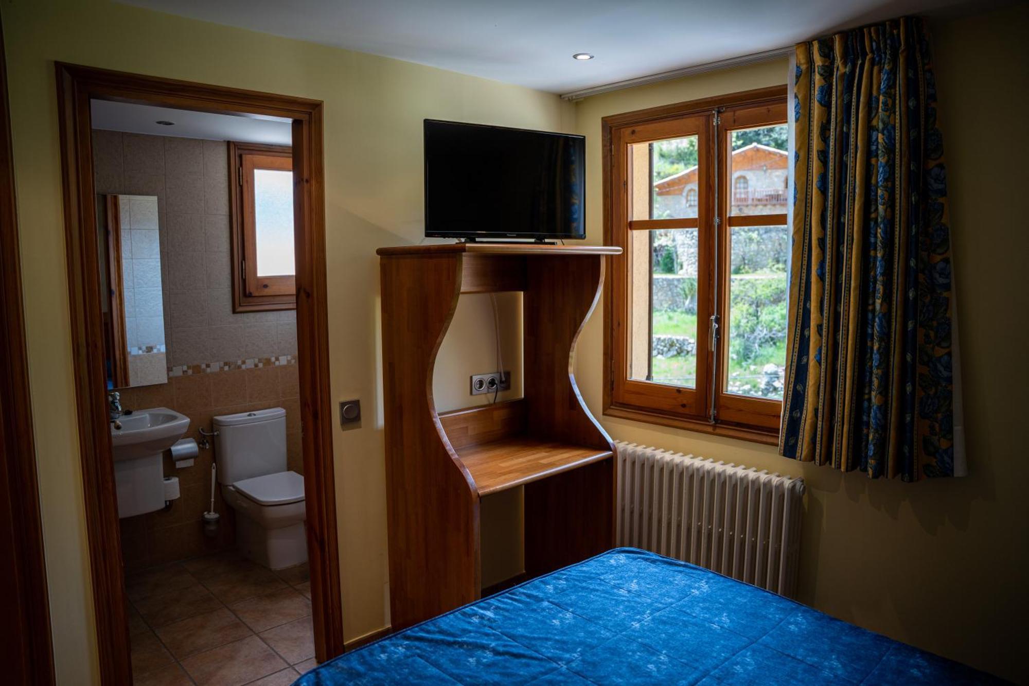 Hostal Cal Francisco Gósol Eksteriør billede