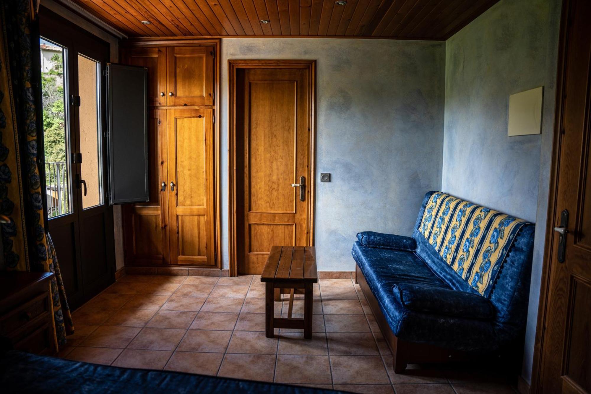 Hostal Cal Francisco Gósol Eksteriør billede