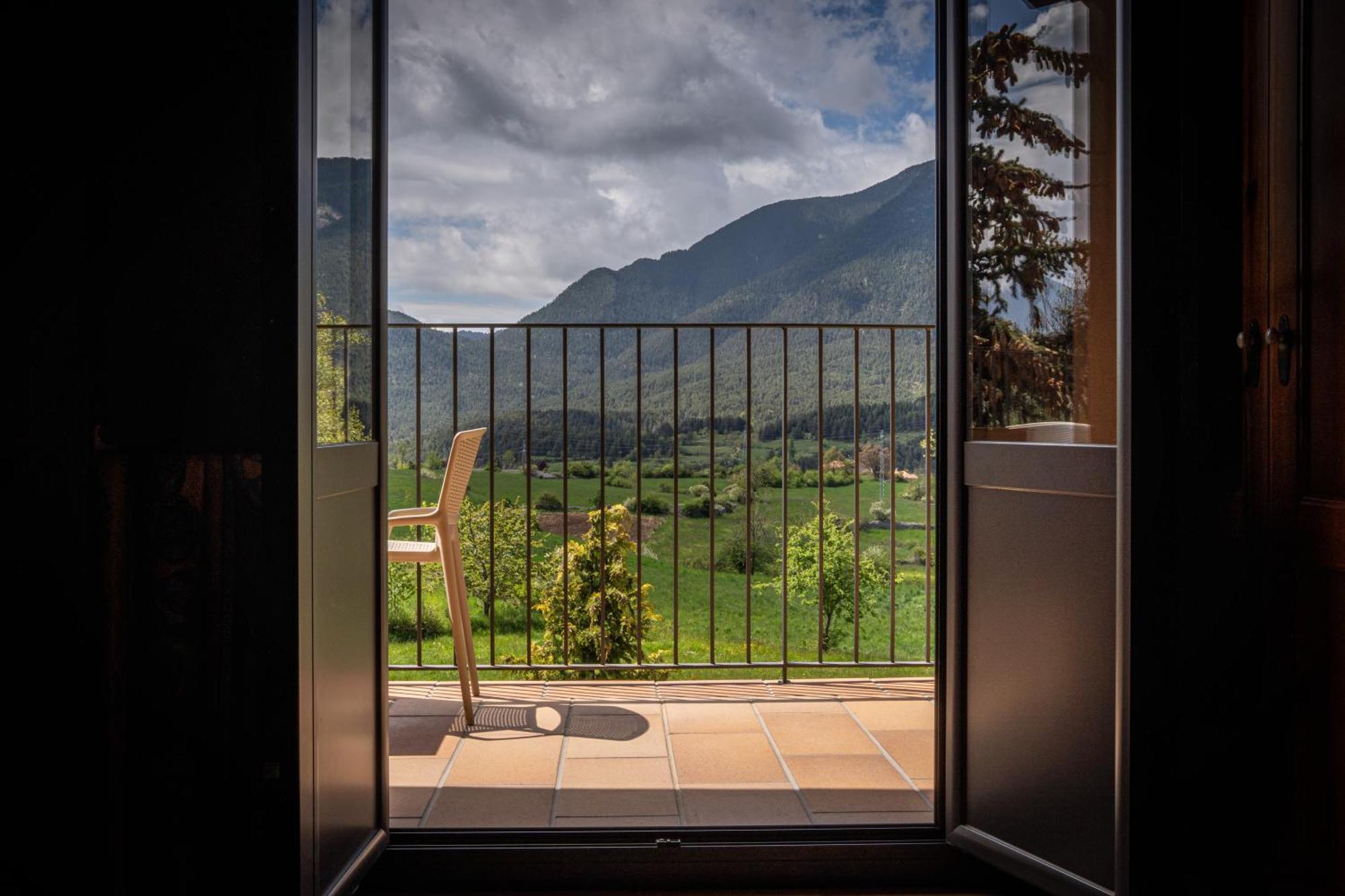 Hostal Cal Francisco Gósol Eksteriør billede
