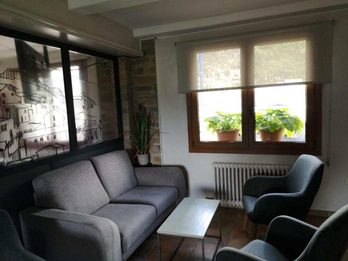 Hostal Cal Francisco Gósol Eksteriør billede